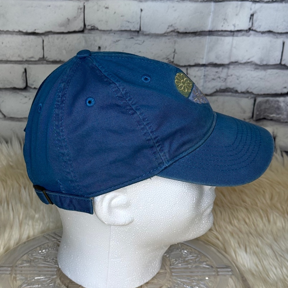 Life is Good Four Season Heart Hat - Picture 6 of 11